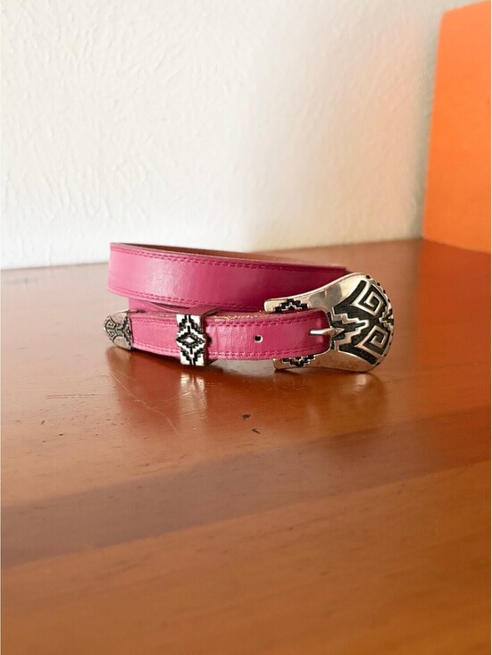 Nocona Accessories - Western Pink Leather Belt with Silver Tone Southwestern Accents SZ 32